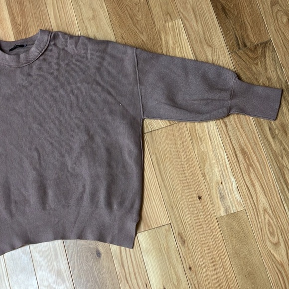 Lillusory sweater boxy size XL - Picture 2 of 4